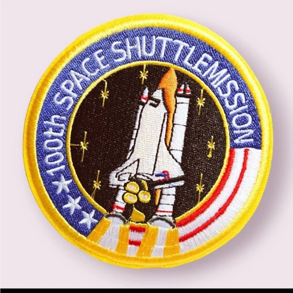 Iron On Patch-Crafts Material DIY Accessory-100th space shuttle mission-lei